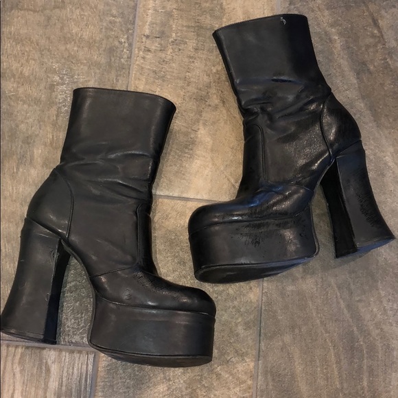 Shoes - Awesome Platform Boots